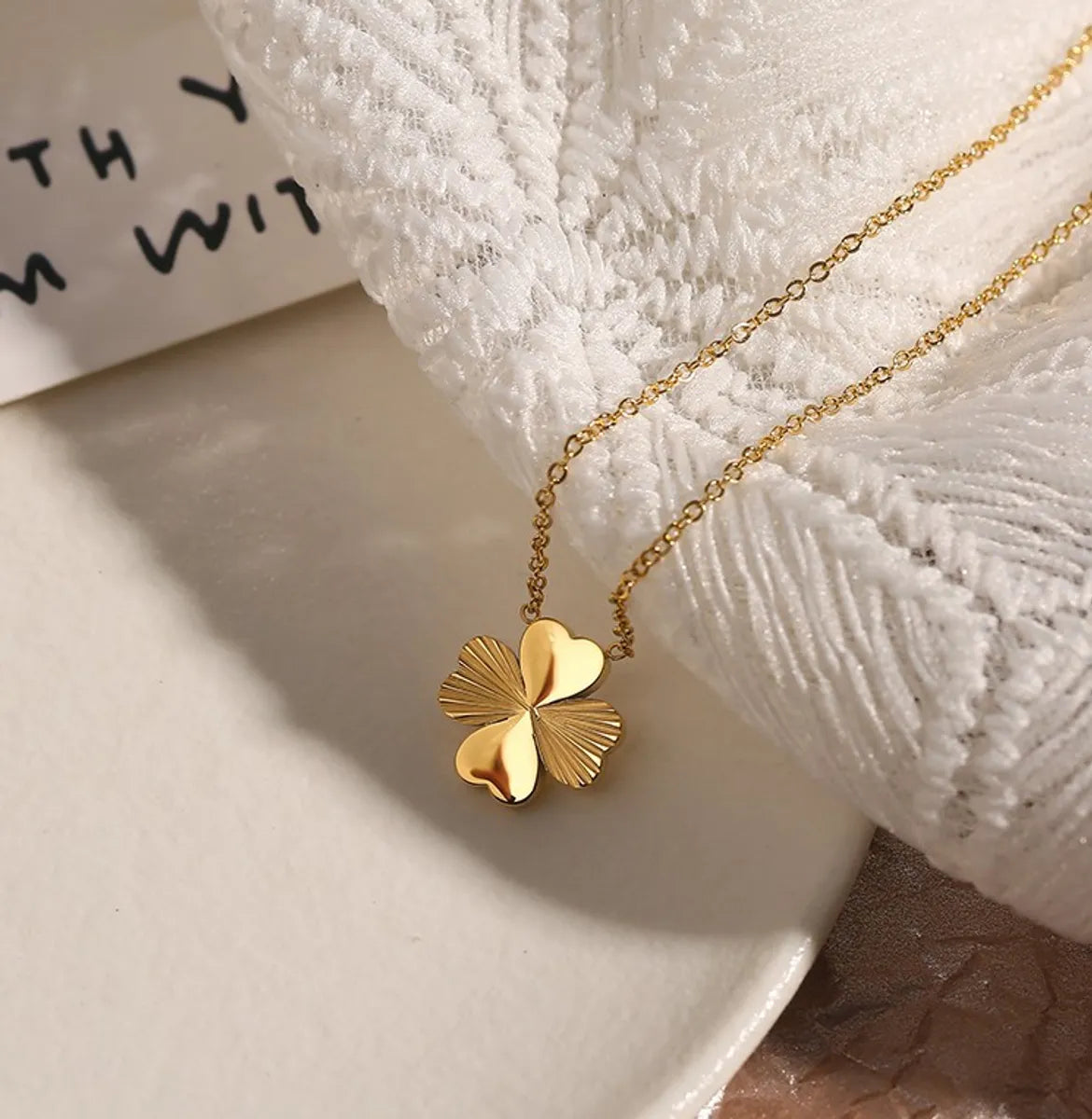 Wholesale elegant simple style four leaf clover titanium steel plating ...