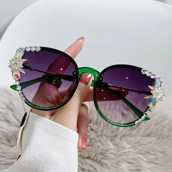 Elegant Solid Color Resin Cat Eye Diamond Full Frame Women'S Sunglasses