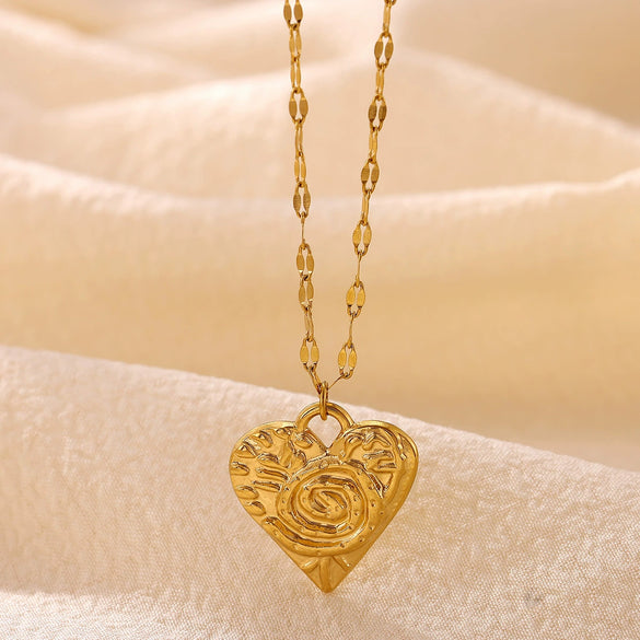 Elegant Stainless Steel Lotus Flower Pendant Necklace With Gold Plated Finish And Corn Chain Design For Women