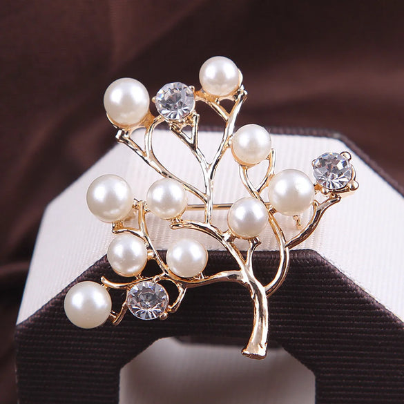 Elegant Star Flower Snowflake Imitation Pearl Alloy Rhinestone Women'S Brooches