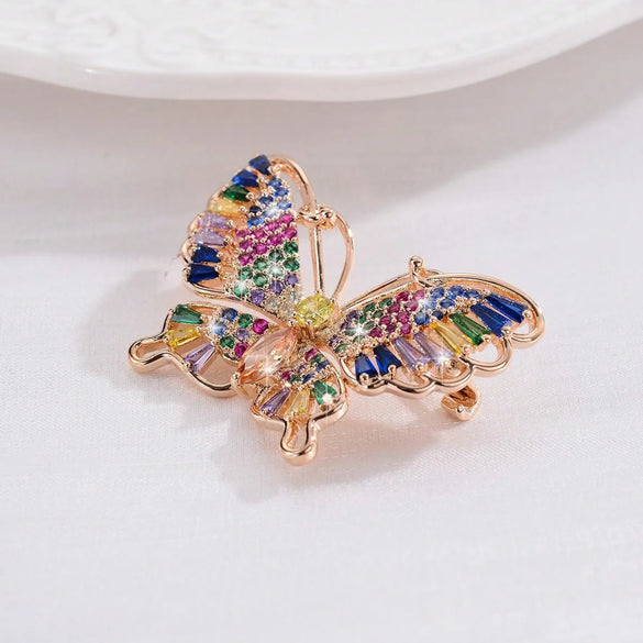 Elegant Vacation Shiny Butterfly Copper Plating Hollow Out Inlay Zircon Women'S Brooches 1 Piece