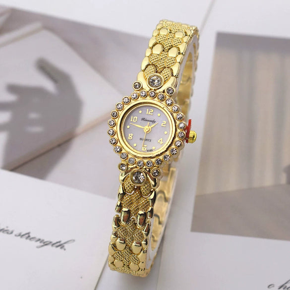 Engraved Retro French Alloy Bracelet Watch For Women With Diamondencrusted And Round Dial