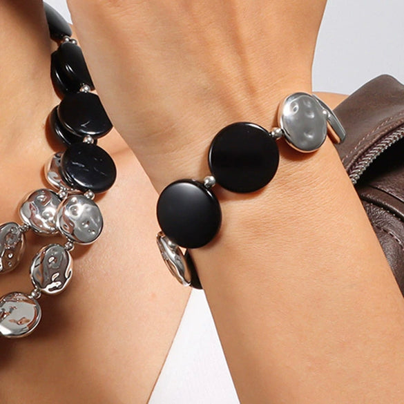 Exaggerated Elastic Gold Bracelet Handmade With Pearls And Geometric Pattern For Women