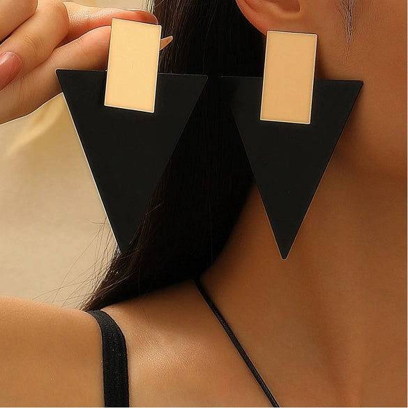 Exaggerated Geometric Alloy Earrings And Necklace For Women Electroplated With Square Spiral Vortex Pattern