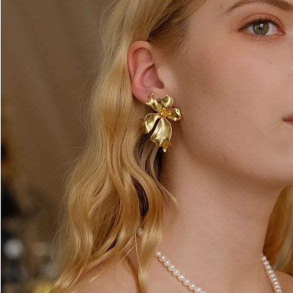 Exaggerated Geometric Alloy Statement Earrings With Electroplated Finish For Women And Men