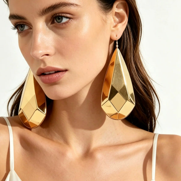 Exaggerated Geometric Water Drop Earrings Electroplated Iron Alloy Statement Jewelry With Copper Ear Needles Unisex Wholesale