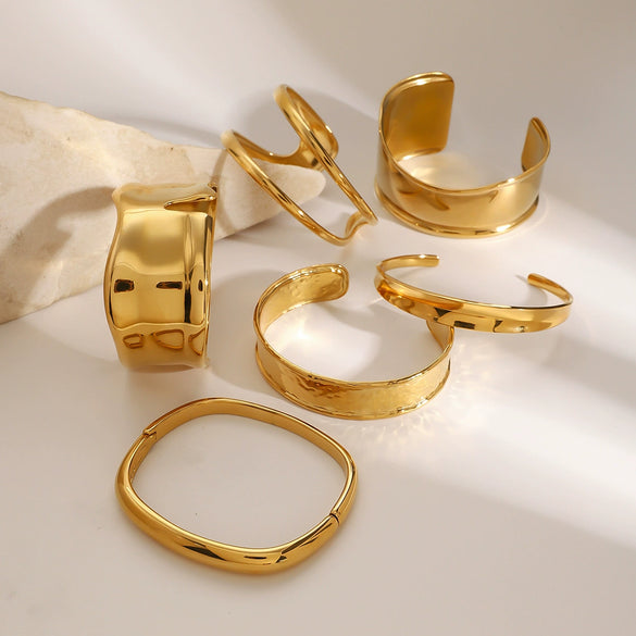 Exaggerated Gold Opening Bracelet In Stainless Steel With Geometric Style And Electroplating