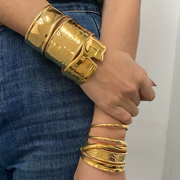 Exaggerated Gold Opening Bracelet In Stainless Steel With Geometric Style And Electroplating