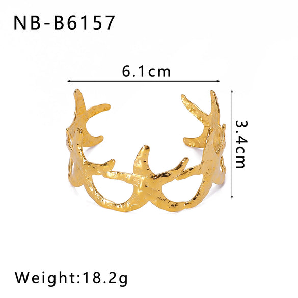 Exaggerated Hollow Flower Starfish Leaf Opening Women's Bracelet In Titanium And Stainless Steel With 18K Furnace Vacuum Plating