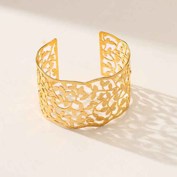 Exaggerated Hollow Leaves Open Stainless Steel 18K Electroplated Titanium Bracelet Fashion Geometric Style