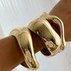 Exaggerated Irregular Curve Smooth Alloy Bracelet With Electroplating