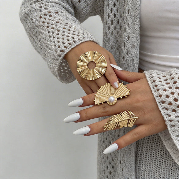 Exaggerated Irregular Feather Ring With Geometric Pearl Inlay Polished Zinc Alloy Statement Jewelry For Unisex Wear