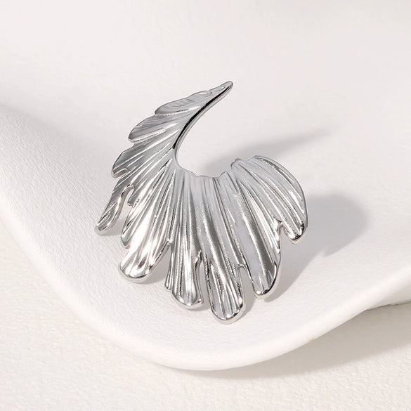 Exaggerated Irregular Temperament Highgrade Women's Open Stainless Steel Ring With Leaf Pattern And Electroplating Treatment
