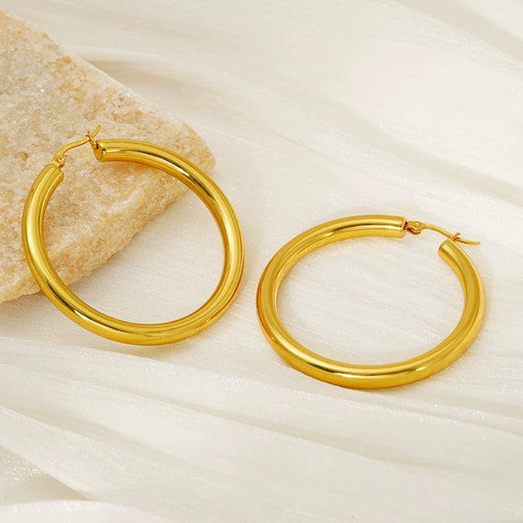 Exaggerated Large Ringshaped Geometric 316L Stainless Steel Earrings 18K Goldplated