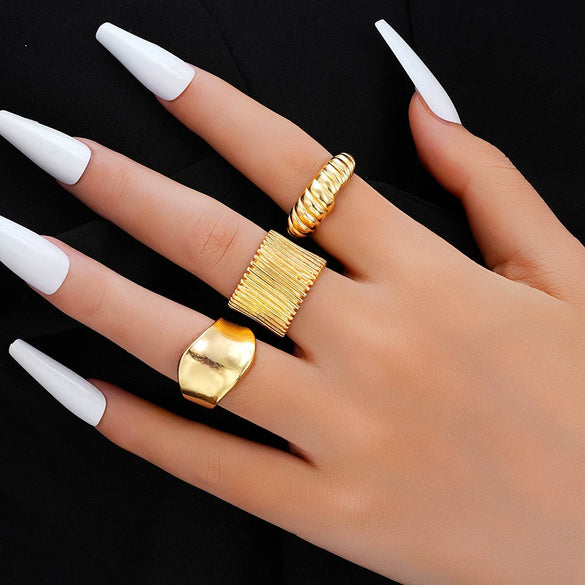 Exaggerated Lines Irregular Water Drop Glossy Alloy Ring Set For Women With Geometric Design And Electroplating