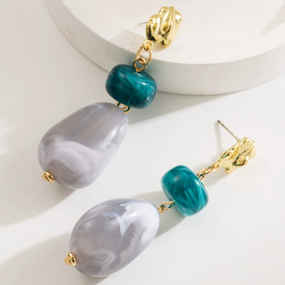 Exaggerated Retro Oval Resin Women's Fashion Long Earrings With Micro Inlay And Geometric Design