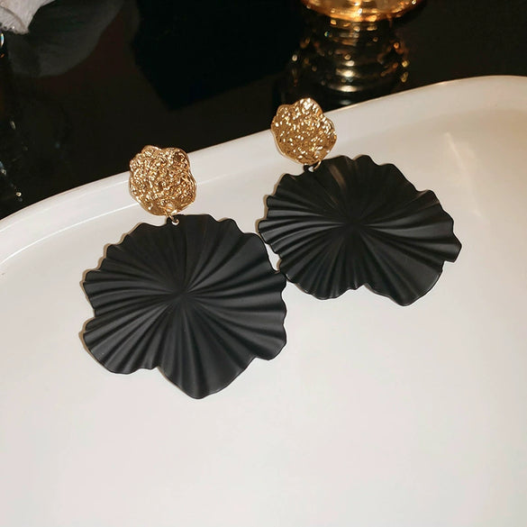 Exaggerated Spiral Flower Pendant Earrings Silver Needle Alloy Electroplated For Women High End Retro Style