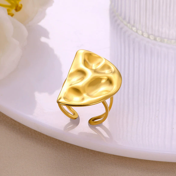 Exaggerated Stainless Steel Ring With Heart Flower Geometric Pattern And Electroplating Treatment
