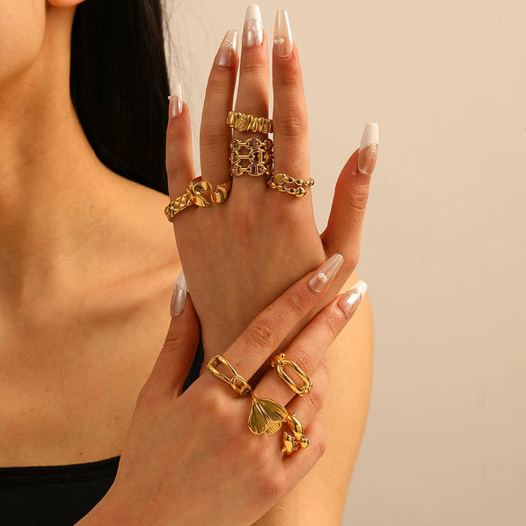 Exaggerated Style Titanium Steel Geometric Pleated Stereo Petal Design Gold Plated Ring For Women