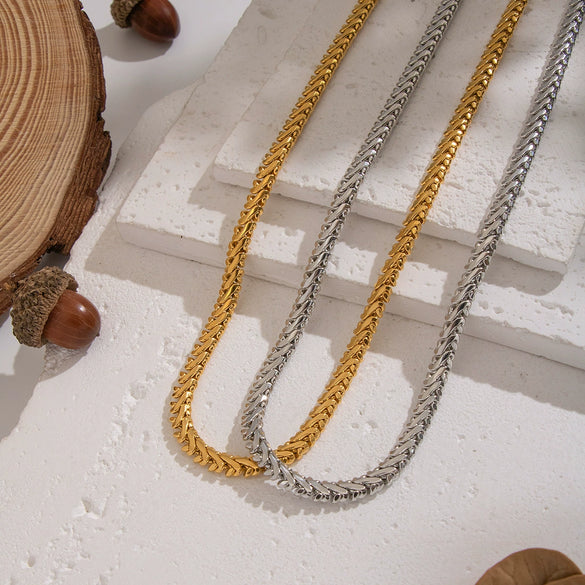 Exaggerated Stylish Geometric Snake Bone Whip Stainless Steel 18K Real Gold Plated Thick Chain Necklace For Women