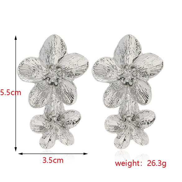 Exaggerated Trendy Alloy Flower Ear Clip Earrings With Electroplating For Women