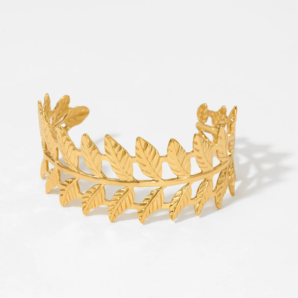 Exaggerated Widesided Hollow Ginkgo Leaf Stainless Steel Bracelet For Women With Electroplating