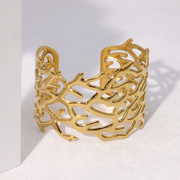 Exquisite Retro Irregular Hollow Wide Exaggerated Stainless Steel Electroplated Open Bracelet For Women