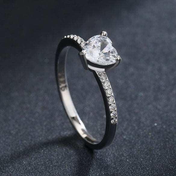 Exquisite S925 Sterling Silver Heart Shaped Zircon Ring For Women With Seiko Craftsmanship