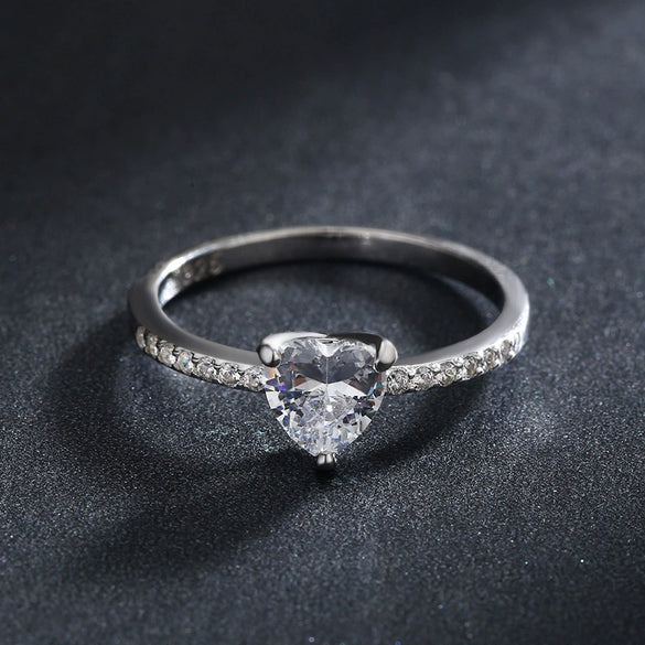 Exquisite S925 Sterling Silver Heart Shaped Zircon Ring For Women With Seiko Craftsmanship