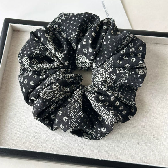 Fabric Handmade Light Luxury Vintage Cashew Flower Women's Hair Ring