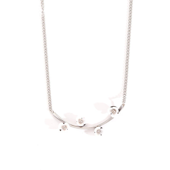 Fashion Accessible Luxury Smiley Flower Titanium Steel Women's Necklace Electroplated