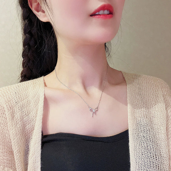 Fashion Accessories Titanium Steel Women's Light Luxury Cross Chain Necklace Set With Pearls Geometric Design