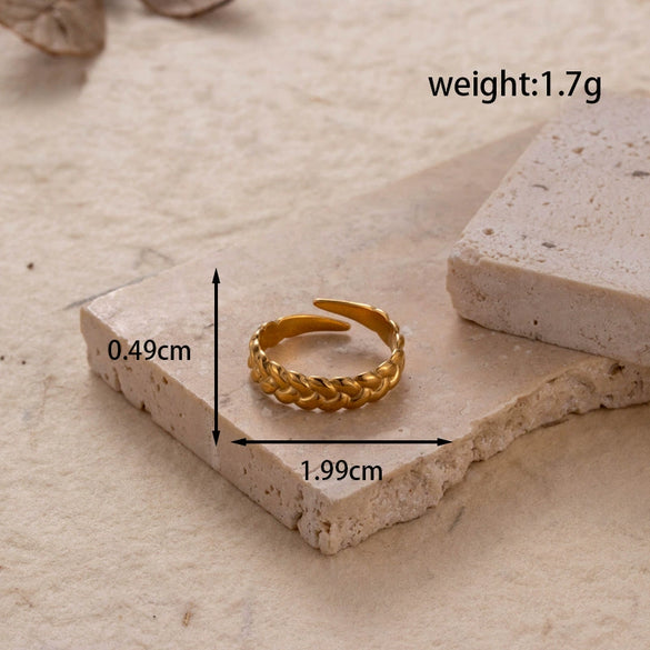 Fashion All Match Titanium Steel Love Snake Shaped Ginkgo Leaf Light Luxury Opening Adjustable Ring With Electroplating