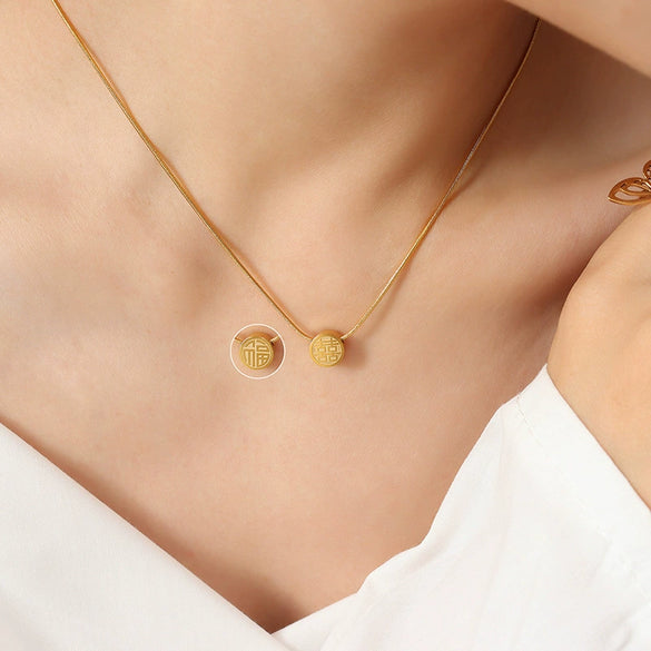 Fashion Allmatch Doublesided Fuxi Character Sliding Pendant Necklace With Titanium Steel 18K Gold Plated Snake Bone Chain Geometric Pattern Electroplated