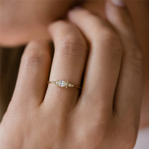 Fashion Allmatch Women's Wedding Ring In 925 Sterling Silver With Geometric Pattern And Zirconia Design