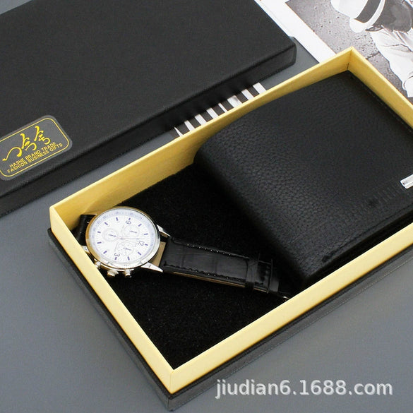 Fashion Alloy And Ordinary Glass Men's Round Dial Blue Light Wrist Watch With Horseshoe Buckle And Onion Crown