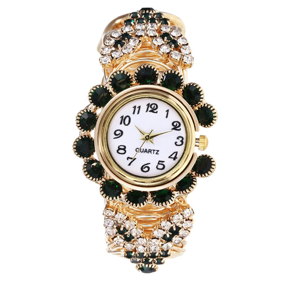 Fashion Alloy Women's Round Dial Pointer Watch With Diamond Claw Chain