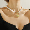Fashion Baroque Imitation Pearl Alloy Pendant Collarbone Necklace For Women With Geometric Design