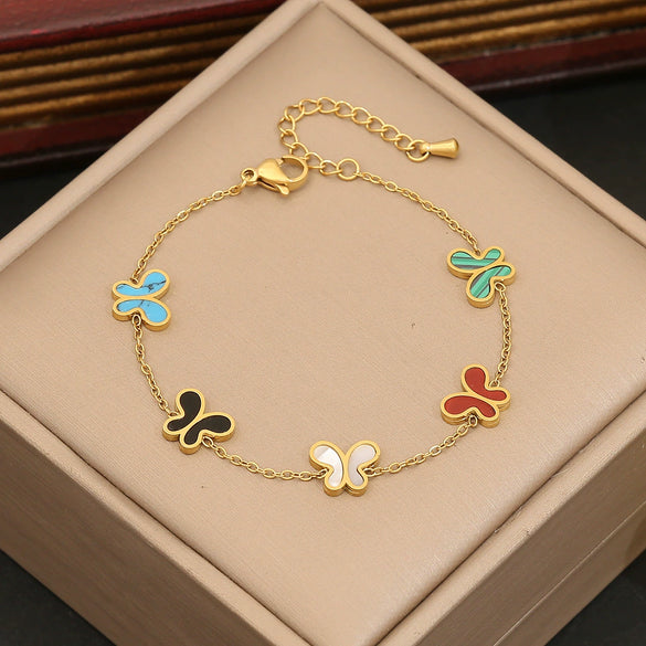 Fashion Butterfly Insect Pattern Stainless Steel Clavicle Chain Necklace Suit With Electroplating Treatment