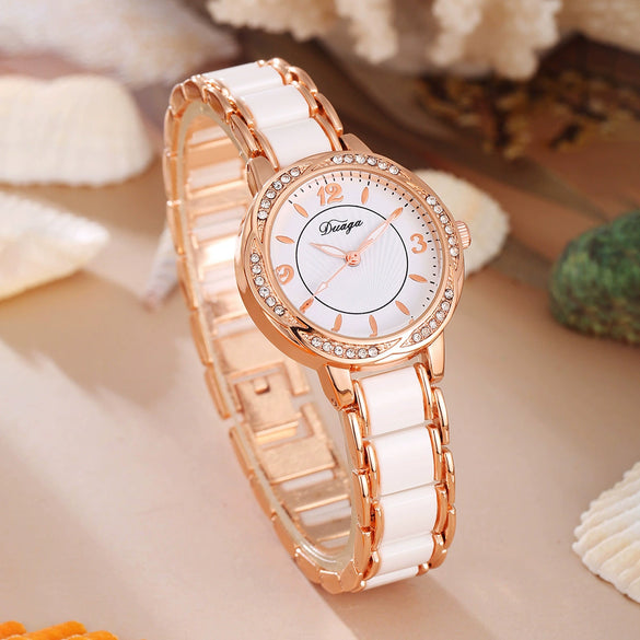 Fashion Casual Women's Quartz Watch With Lace And Round Diamond Alloy And Stainless Steel Materials