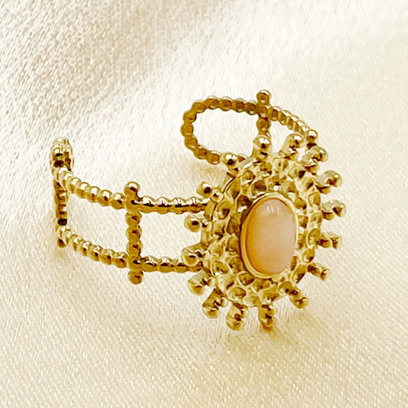 Fashion Commuter Exquisite Flower Pearl Opening Stainless Steel Ring With Electroplating