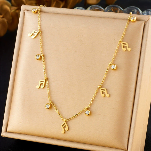 Fashion Commuter Simple Gold Plated Stainless Steel Pendant Necklace With Butterfly Disc Lightning Crown Eye Accessories In Heart Shape With Electroplating