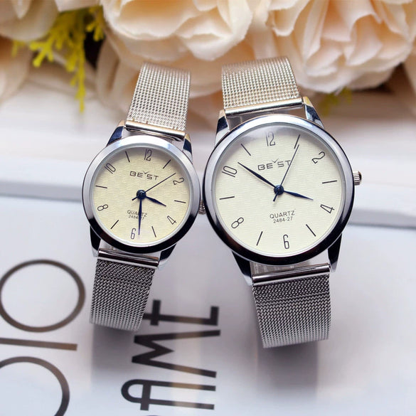 Fashion Couple Alloy Round Dial Quartz Bracelet Watch