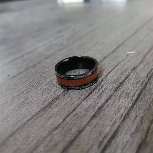 Fashion Creative Phoenix Grain Inlaid Stainless Steel Ring With Geometric Pattern And Electroplating Treatment