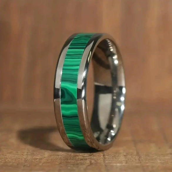 Fashion Creative Silver Green Emperor Stainless Steel Ring With Geometric Style And Electroplating Treatment