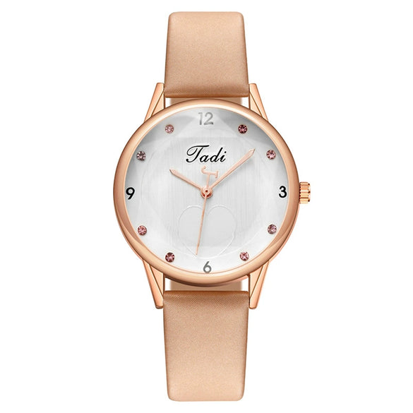 Fashion Diamond Heart Women's Quartz Watch With Imitation Leather Strap And Stainless Steel Buckle