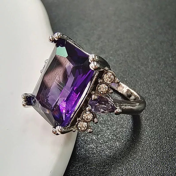 Fashion Electroplated Alloy Ring With Purple Rectangular And Teardrop Zircon Star Pattern For Women
