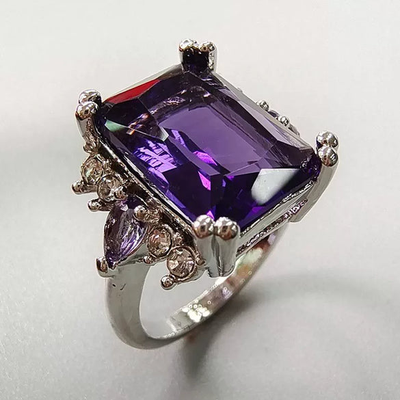Fashion Electroplated Alloy Ring With Purple Rectangular And Teardrop Zircon Star Pattern For Women