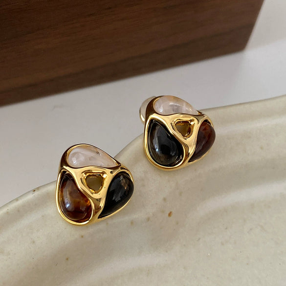 Fashion Elegant French Amber Earrings Light Luxury Highend Retro Brown U Shape Plastic Resin Earrings For Women