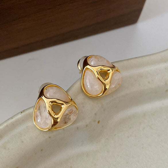 Fashion Elegant French Amber Earrings Light Luxury Highend Retro Brown U Shape Plastic Resin Earrings For Women